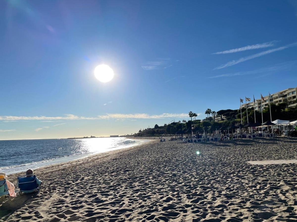 Beautiful Holiday Apartment 2 Bedroom Beach And Pool Malaga Marbella Calahonda Royale Mijas Costa Spain Экстерьер фото
