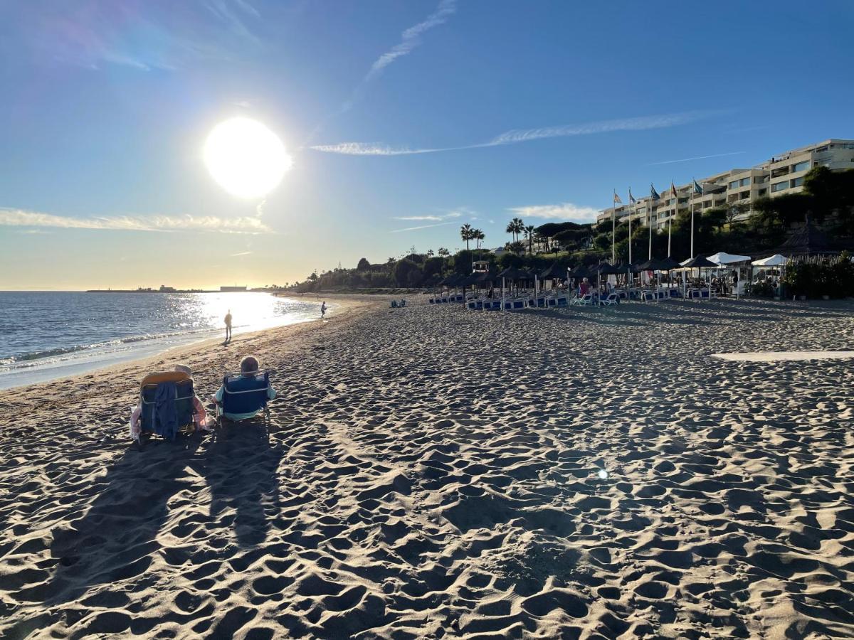 Beautiful Holiday Apartment 2 Bedroom Beach And Pool Malaga Marbella Calahonda Royale Mijas Costa Spain Экстерьер фото